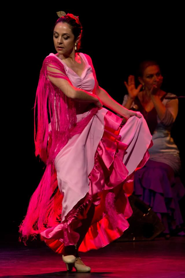 biography-carmen-de-torres
